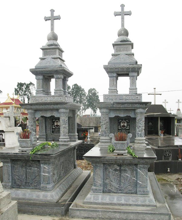 mộ đá công giáo cho người theo đạo thiên chúa