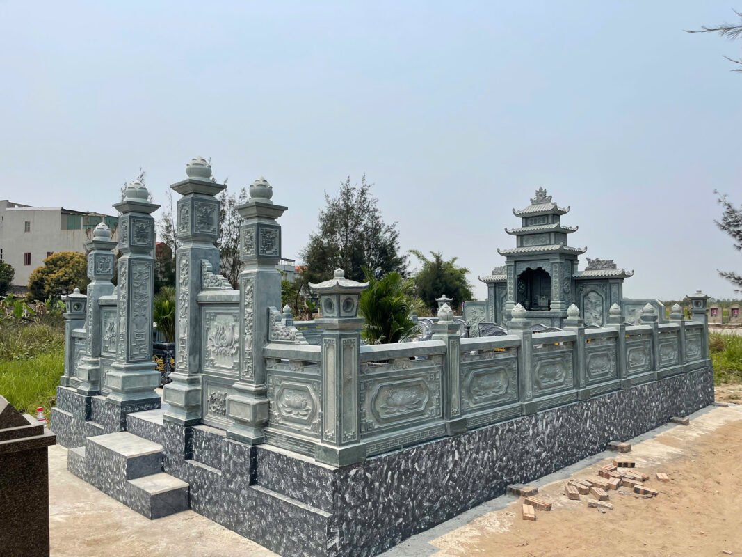 Khu lăng mộ đá đẹp