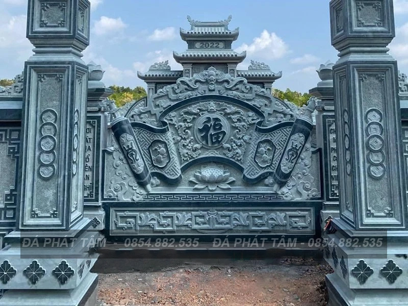 mau-binh-phong-cuon-thu-da-xanh-reu-cho-lang-mo-gia-dinh-2024.jpg