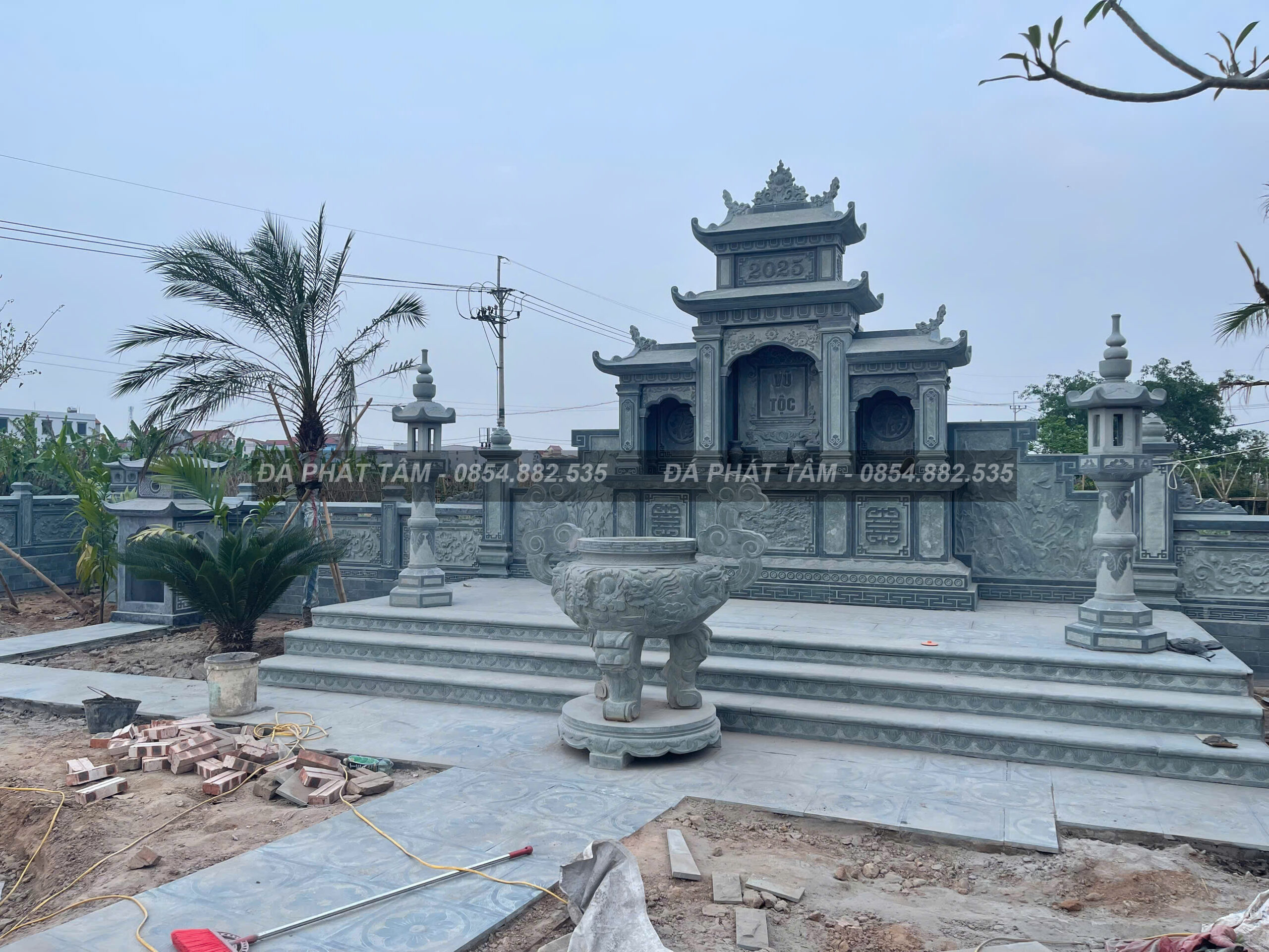 Lăng Thờ Đá Xanh Rêu Cao Cấp Lăng Thờ Đá Xanh Rêu Cao Cấp