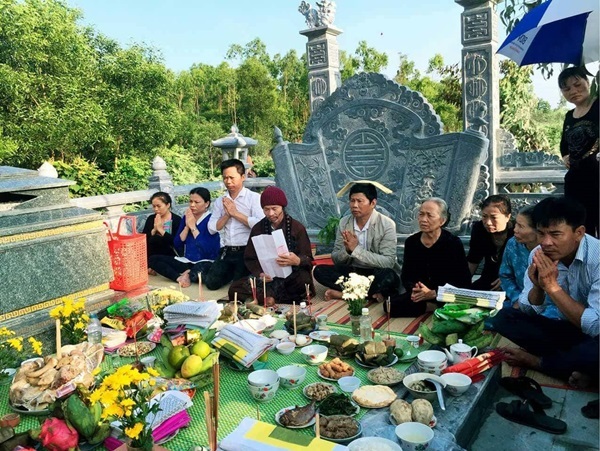 Động Thổ Xây Mộ: Cúng Gì, Đọc Văn Khấn Gì Để Mộ Phần Yên Ổn, Gia Đạo Bình An?- Le cung dong tho xay mo phan 1