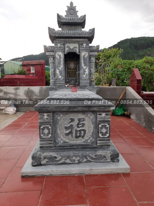 Mộ Đá Xanh Đen Đơn Giản Họa Tiết Chữ Hán – Chuẩn Phong Thuỷ – PT220- Mo da don don gian DT MDD02 voi hoa tiet chu han