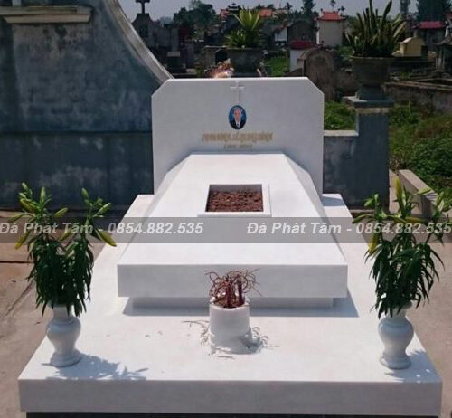 Mộ đá hậu bành đơn màu trắng sang trọng – Chuẩn Phong Thuỷ – PT264