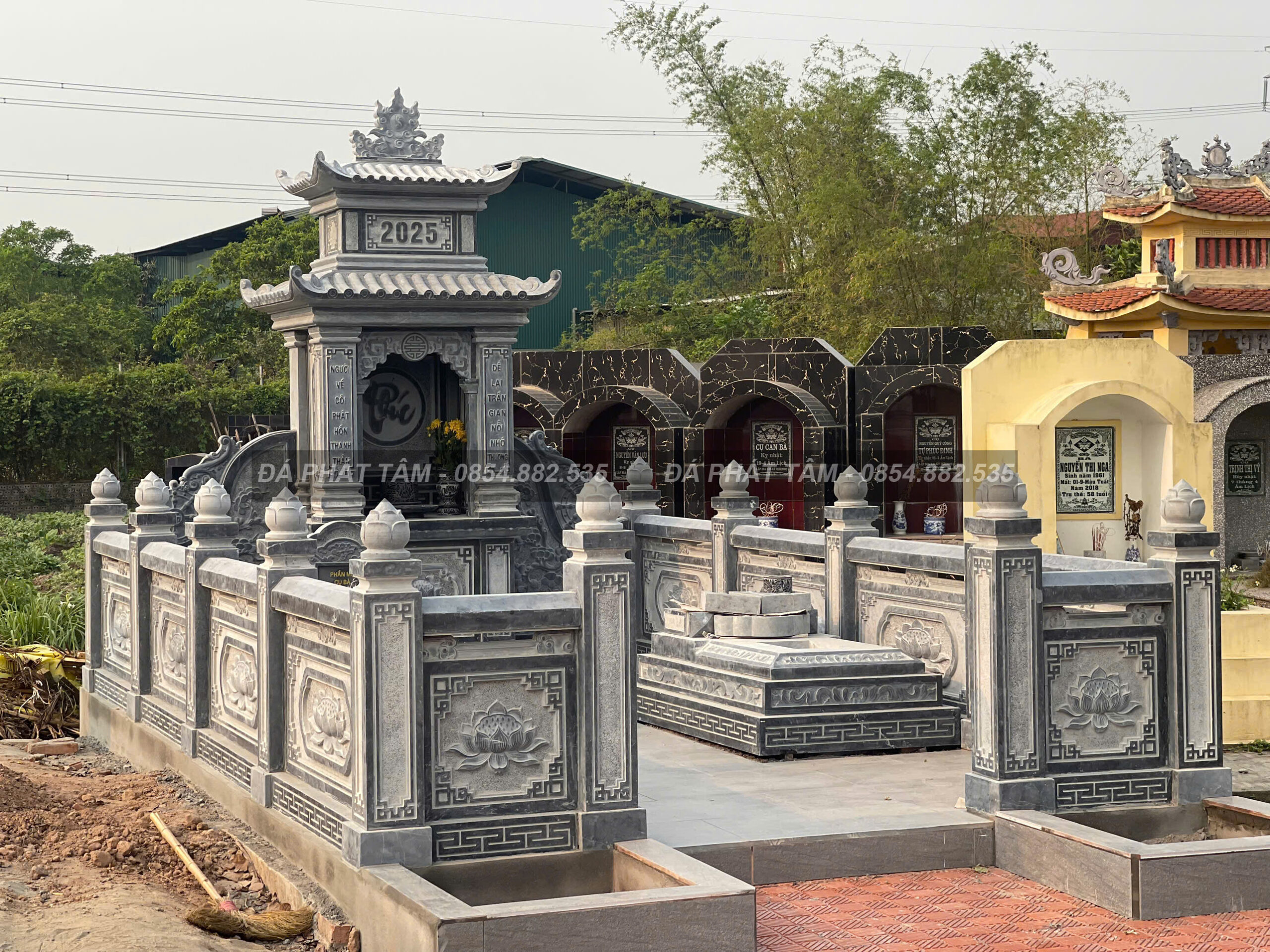 Lễ Hồi Lộc Sau Khi Khánh Thành Lăng Mộ Tổ Tiên – Nghi Lễ Bắt Buộc Không Thể Thiếu- z6471466529850 ca3a45a2d143f66d199576986dcedee0 scaled