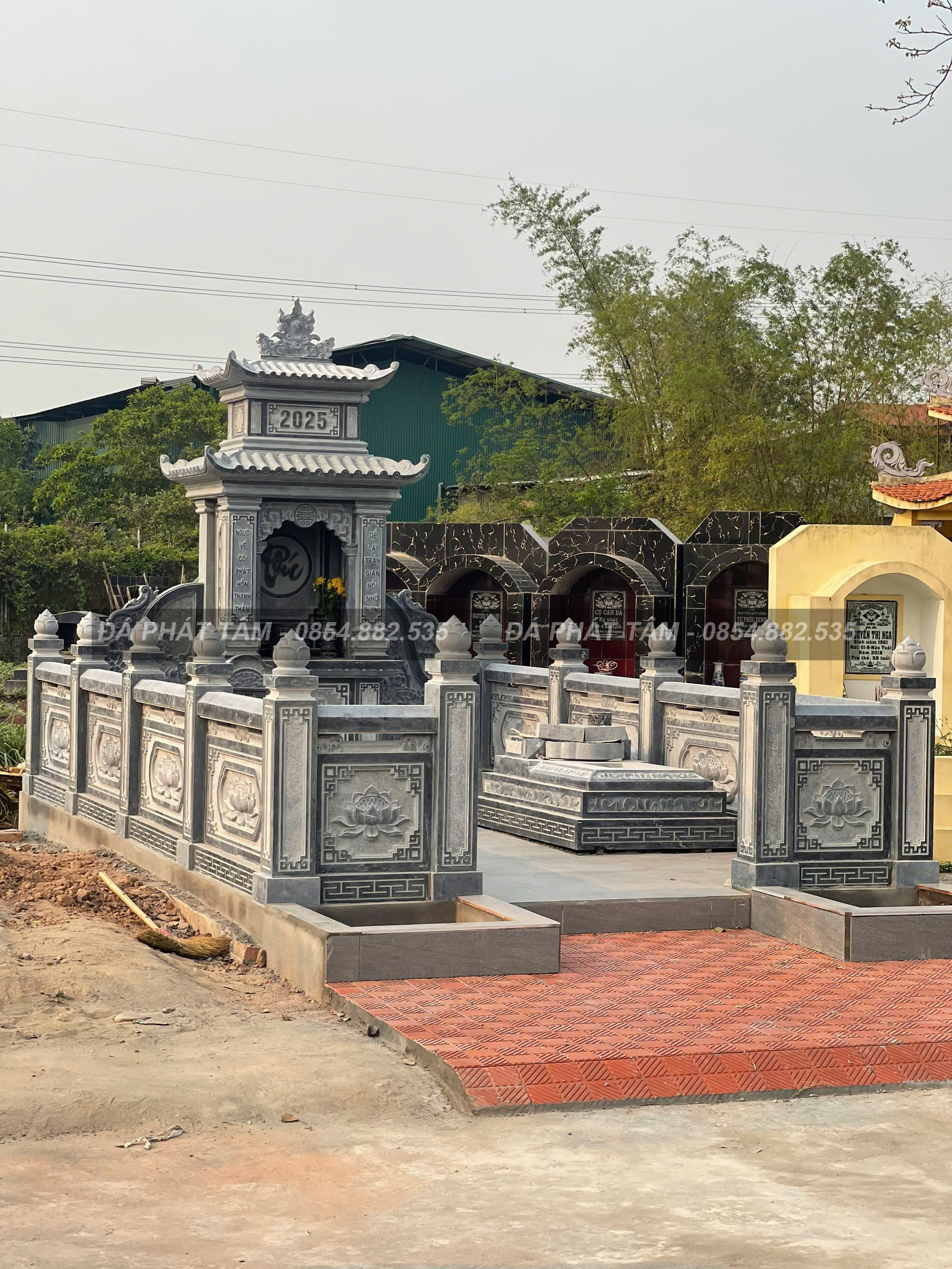 Xây Dựng Khu Lăng Mộ Đá Cho Cha Mẹ Tại Hòa Bình – Thiết Kế Chuẩn Phong Thủy Từ Đá Phát Tâm- z6471466529945 9b86320da51c216e105be140f972c757