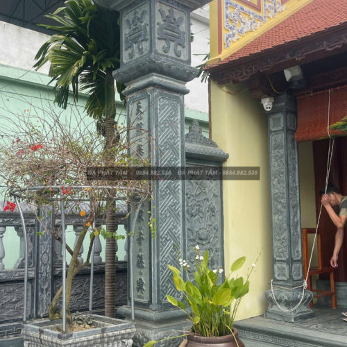 Cột đồng trụ đá xanh rêu cho nhà thờ họ – Chuẩn Phong Thuỷ – PT478