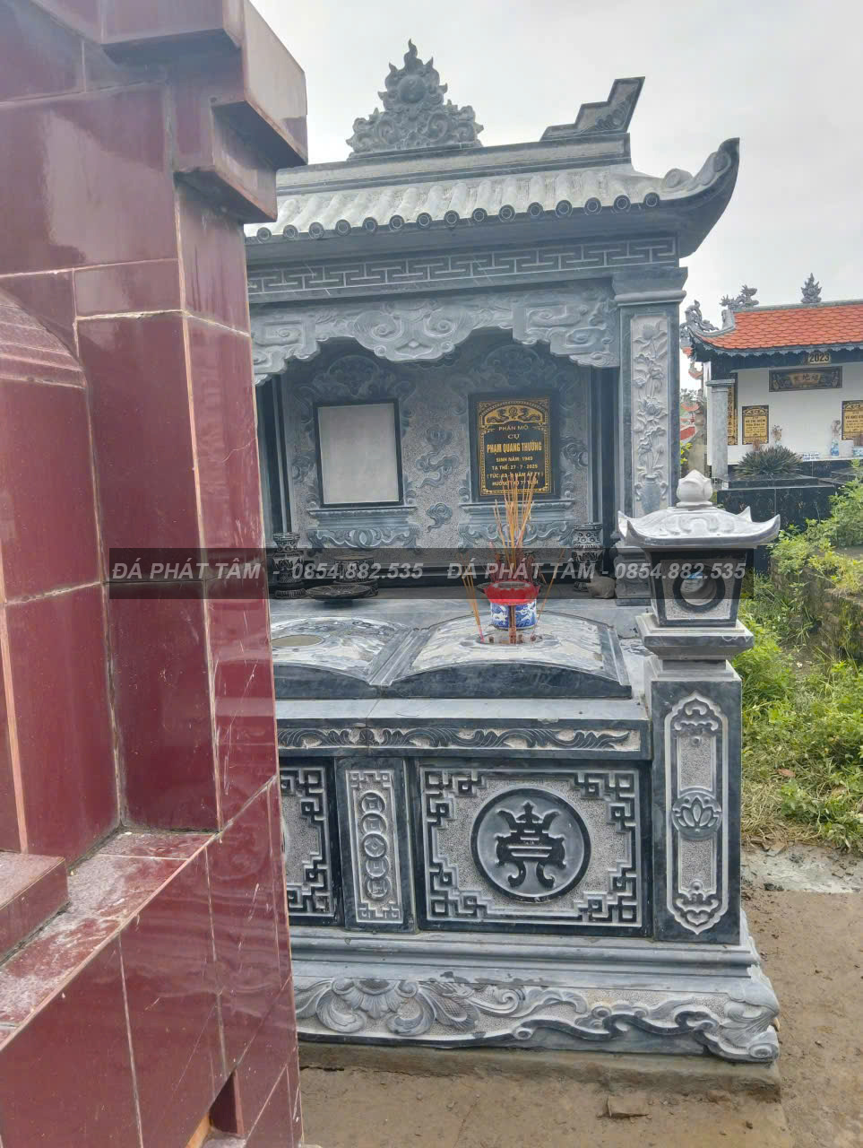 Mộ đôi 1 mái đá xanh đen – Chuẩn Phong Thuỷ – PT436- z6988209862952 29316723a8a3541e2fb719d62640071d