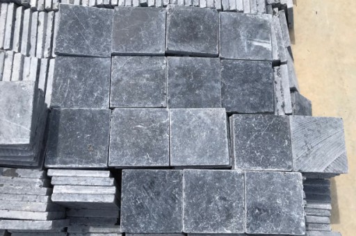 5 Lỗi Thường Gặp Khi Lát Đá Xanh Sân Vườn Và Cách Khắc Phục Triệt Để – Kinh Nghiệm Từ Thực Tế Thi Công- da den thanh hoa gia co