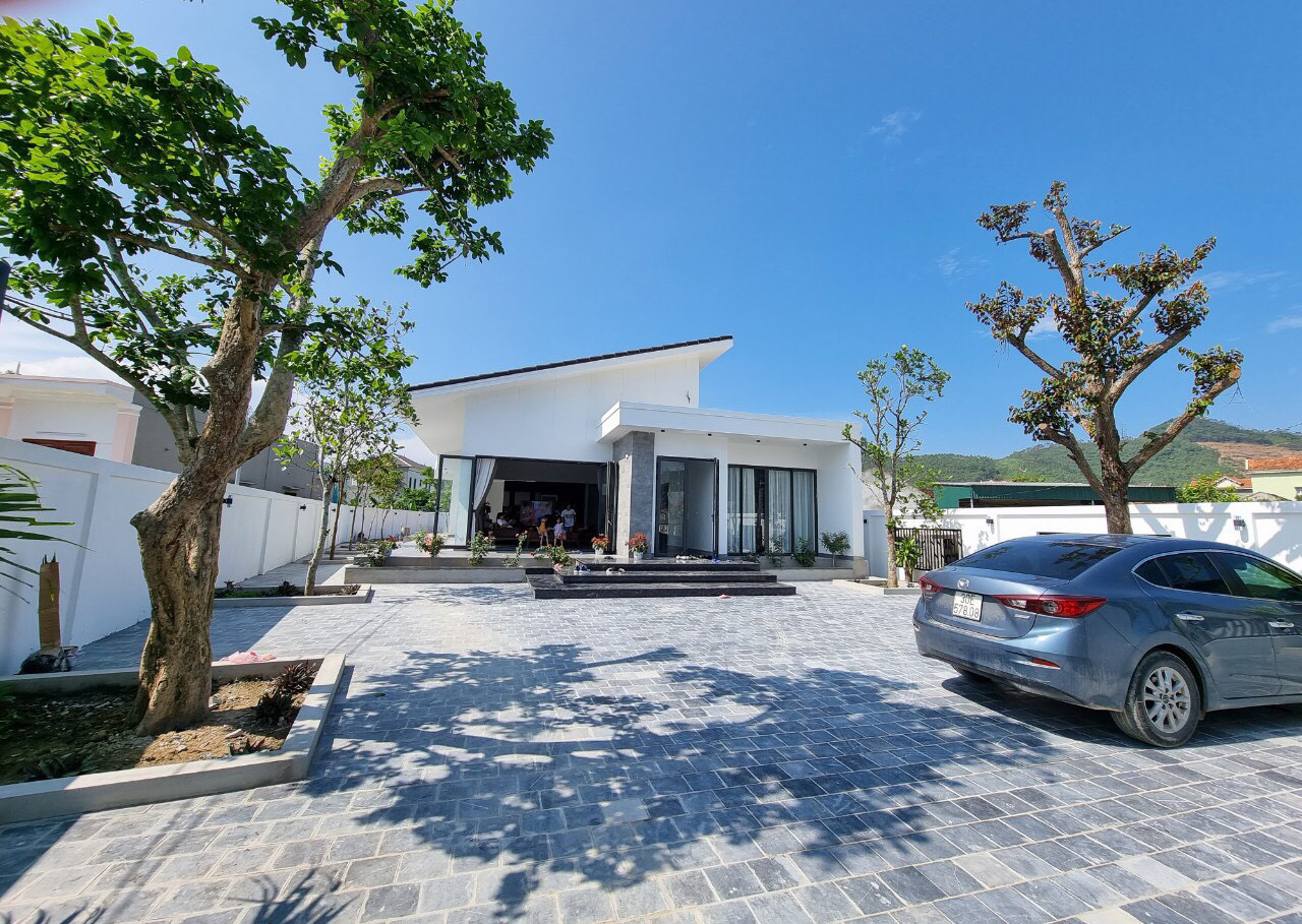 Vì sao đá lát sân tự nhiên đang “lên ngôi” trong thiết kế sân vườn hiện đại?- z2496544343159 47722325880746dafe5303e2b7c5f25d1