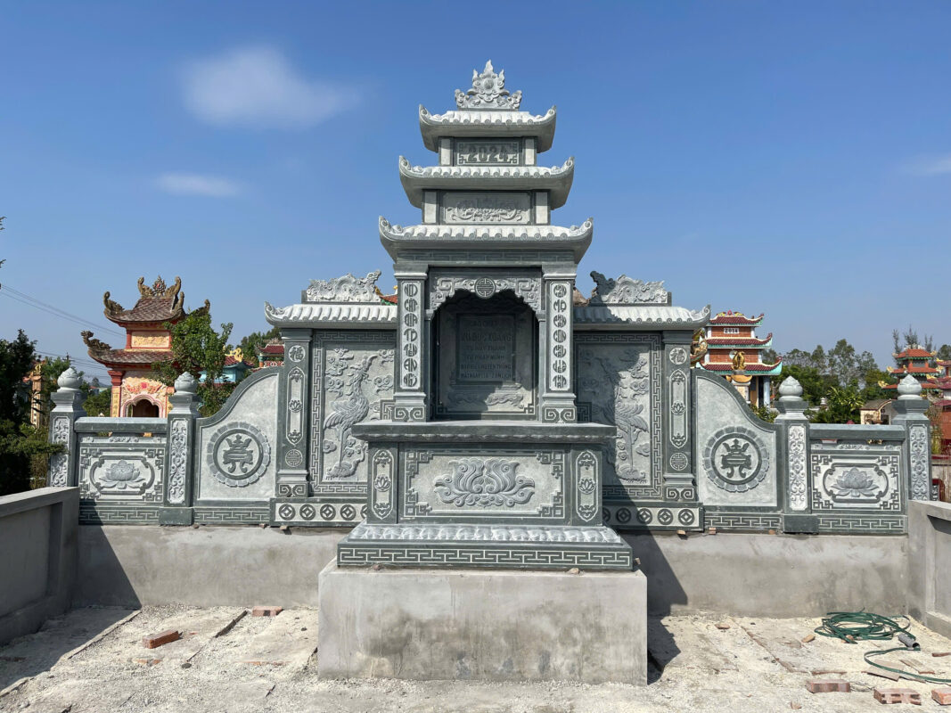 99 MẪU LĂNG THỜ ĐÁ ĐẸP NHẤT 2025 – XU HƯỚNG MỘ ĐÁ, Ý NGHĨA PHONG THỦY VÀ LƯU Ý KHI THI CÔNG CUỐI NĂM- z6552297972347 e8baf6d1a354b1c583f216e72ecfcfb3 1